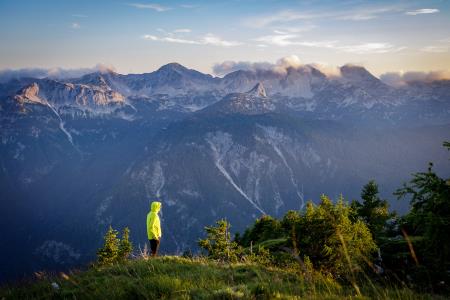 Visoko-nad-Bohinjskim-jezerom-Foto-Anze-Cokl