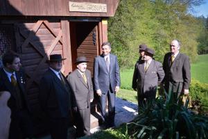 Predesdnik_cb_dom_i-32