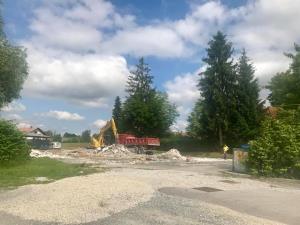 35736031_2067311579968792_2452046152690827264_n