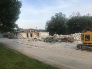 35775075_2067311516635465_980234896997875712_n